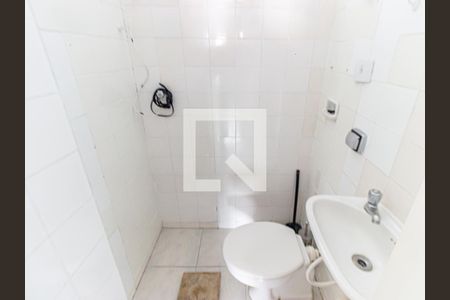 Apartamento à venda com 75m², 3 quartos e 1 vaga Apartamento à venda com 75m², 3 quartos e 1 vagaBanheiro 2