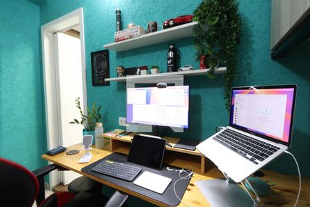 Casa à venda com 181m², 4 quartos e 2 vagasEscritório - Casa 1