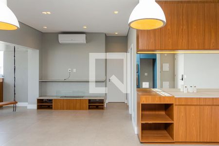 Sala/Cozinha de apartamento à venda com 2 quartos, 97m² em Moema, São Paulo
