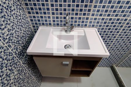 Casa à venda com 104m², 4 quartos e 2 vagas Casa à venda com 104m², 4 quartos e 2 vagasbanheiro