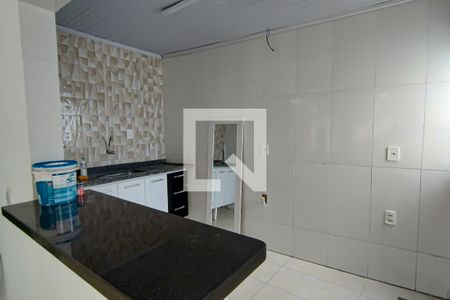 Casa à venda com 104m², 4 quartos e 2 vagas Casa à venda com 104m², 4 quartos e 2 vagascozinha