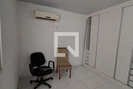 Casa à venda com 104m², 4 quartos e 2 vagas Casa à venda com 104m², 4 quartos e 2 vagasquarto 3