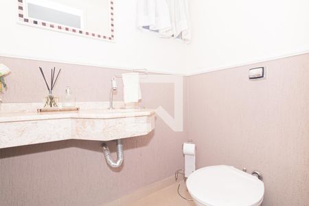 Casa à venda com 124m², 3 quartos e 2 vagas Casa à venda com 124m², 3 quartos e 2 vagasBanheiro 3