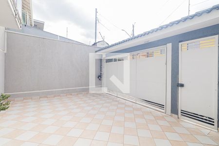 Casa à venda com 124m², 3 quartos e 2 vagas Casa à venda com 124m², 3 quartos e 2 vagasÁrea Externa