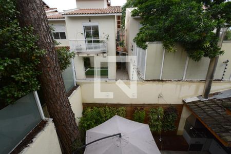 Casa de condomínio à venda com 300m², 4 quartos e 4 vagasVista da Suíte 3