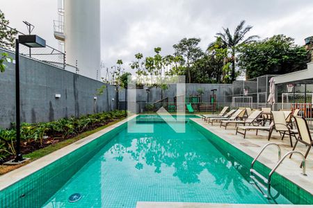 Apartamento à venda com 33m², 2 quartos e sem vaga Apartamento à venda com 33m², 2 quartos e sem vagaÁrea comum - Piscina