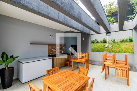 Apartamento à venda com 33m², 2 quartos e sem vaga Apartamento à venda com 33m², 2 quartos e sem vagaÁrea comum - Churrasqueira