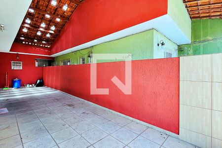 Casa à venda com 287m², 3 quartos e 4 vagas Casa à venda com 287m², 3 quartos e 4 vagasGaragem