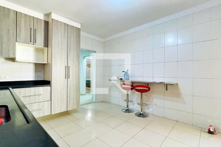 Casa à venda com 287m², 3 quartos e 4 vagas Casa à venda com 287m², 3 quartos e 4 vagasCozinha