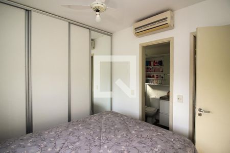 Apartamento à venda com 70m², 3 quartos e 1 vaga Apartamento à venda com 70m², 3 quartos e 1 vagaQuarto Suíte