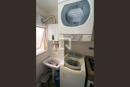 Apartamento à venda com 70m², 3 quartos e 1 vaga Apartamento à venda com 70m², 3 quartos e 1 vagaCozinha e Área de Serviço