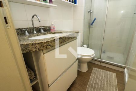 Apartamento à venda com 70m², 3 quartos e 1 vaga Apartamento à venda com 70m², 3 quartos e 1 vagaBanheiro Social