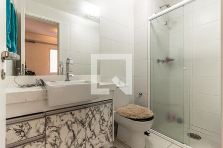 Banheiro de kitnet/studio para alugar com 1 quarto, 41m² em República, São Paulo