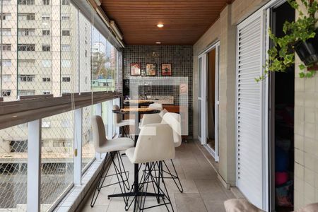 Apartamento à venda com 113m², 3 quartos e 2 vagasVaranda