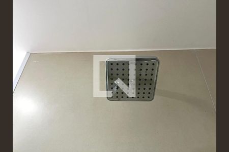 Apartamento à venda com 57m², 2 quartos e 1 vaga Apartamento à venda com 57m², 2 quartos e 1 vagaBanheiro