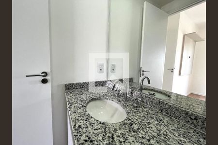 Apartamento à venda com 57m², 2 quartos e 1 vaga Apartamento à venda com 57m², 2 quartos e 1 vagaBanheiro da Suíte