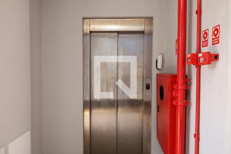 Apartamento à venda com 78m², 2 quartos e 1 vagaÁrea comum - Saguão do prédio