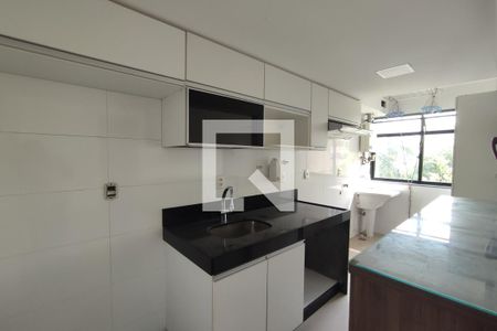 Apartamento à venda com 72m², 3 quartos e 1 vaga Apartamento à venda com 72m², 3 quartos e 1 vagaCozinha e Área de Serviço