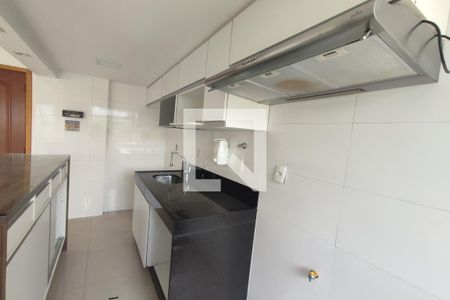 Apartamento à venda com 72m², 3 quartos e 1 vaga Apartamento à venda com 72m², 3 quartos e 1 vagaCozinha e Área de Serviço