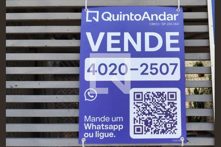 Casa à venda com 133m², 2 quartos e 2 vagas Casa à venda com 133m², 2 quartos e 2 vagasPlaca