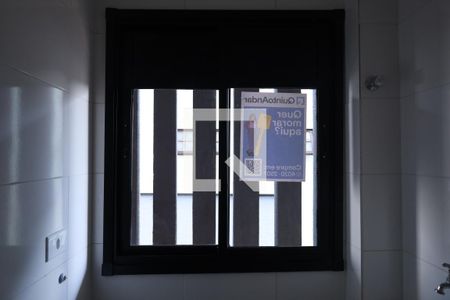 Apartamento à venda com 41m², 2 quartos e sem vagaPlaca instalada na janela do imóvel