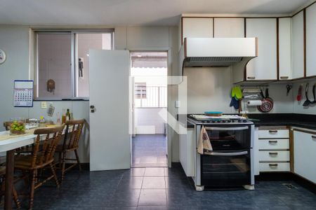 Apartamento à venda com 200m², 3 quartos e 1 vagaCozinha