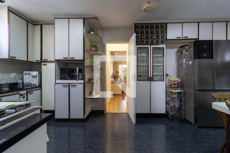 Apartamento à venda com 200m², 3 quartos e 1 vagaCozinha