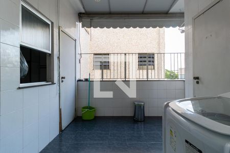 Apartamento à venda com 200m², 3 quartos e 1 vagaÁrea de Serviço