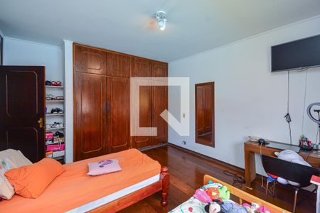 Casa à venda com 600m², 4 quartos e 1 vaga Casa à venda com 600m², 4 quartos e 1 vagaQuarto 2