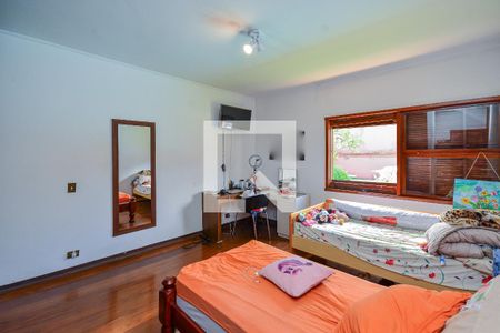 Casa à venda com 600m², 4 quartos e 1 vaga Casa à venda com 600m², 4 quartos e 1 vagaQuarto 2