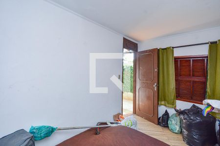 Casa à venda com 600m², 4 quartos e 1 vaga Casa à venda com 600m², 4 quartos e 1 vagaQuarto de Serviço