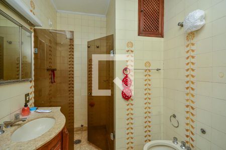 Casa à venda com 600m², 4 quartos e 1 vaga Casa à venda com 600m², 4 quartos e 1 vagaBanheiro