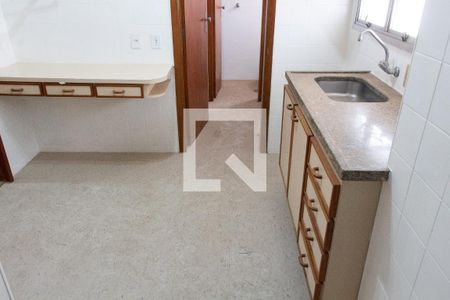 Apartamento à venda com 85m², 2 quartos e 1 vagaCOZINHA