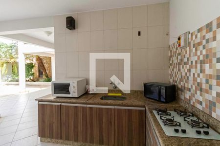 Casa de condomínio à venda com 587m², 4 quartos e 6 vagas Casa de condomínio à venda com 587m², 4 quartos e 6 vagasÁrea gourmet