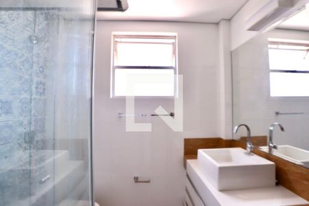 Apartamento à venda com 88m², 3 quartos e 1 vaga Apartamento à venda com 88m², 3 quartos e 1 vagaBanheiro
