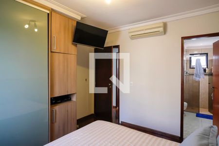 Apartamento à venda com 180m², 3 quartos e 1 vagaSuíte