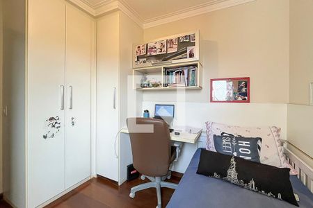 Apartamento à venda com 180m², 3 quartos e 1 vagaQuarto 2