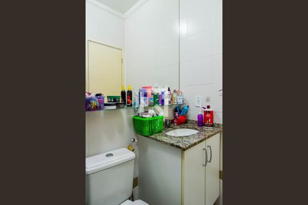 Casa de condomínio à venda com 96m², 3 quartos e 2 vagas Casa de condomínio à venda com 96m², 3 quartos e 2 vagasBanheiro