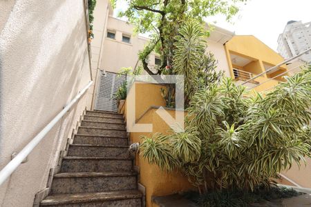 Casa de condomínio à venda com 150m², 3 quartos e 2 vagasEntrada