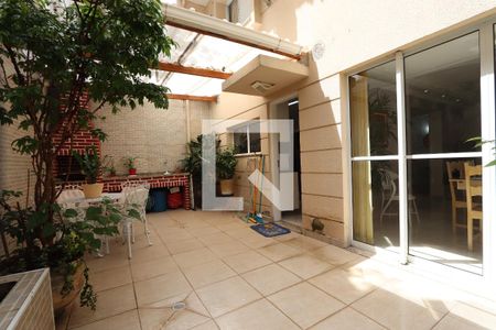 Casa de condomínio à venda com 150m², 3 quartos e 2 vagasQuintal e Área Gourmet