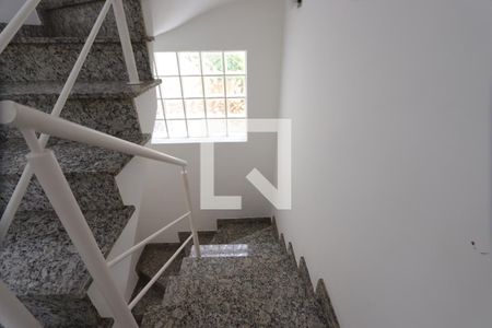 Casa de condomínio à venda com 150m², 3 quartos e 2 vagasAcesso interno da garagem