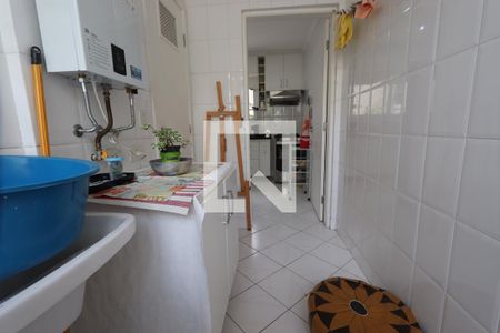 Casa de condomínio à venda com 150m², 3 quartos e 2 vagasLavanderia