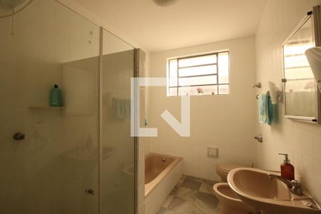 Apartamento à venda com 143m², 4 quartos e 2 vagasBanheiro