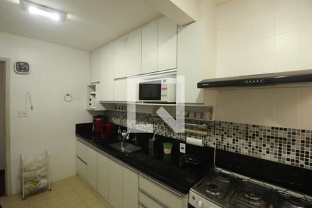Apartamento à venda com 143m², 4 quartos e 2 vagasCozinha