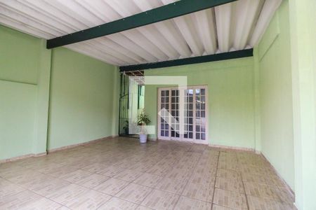 Casa à venda com 160m², 3 quartos e 2 vagas Casa à venda com 160m², 3 quartos e 2 vagasGaragem