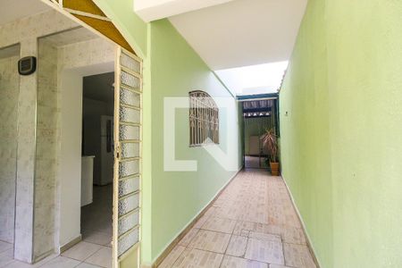 Casa à venda com 160m², 3 quartos e 2 vagas Casa à venda com 160m², 3 quartos e 2 vagasQuintal