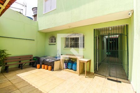 Casa à venda com 160m², 3 quartos e 2 vagas Casa à venda com 160m², 3 quartos e 2 vagasQuintal