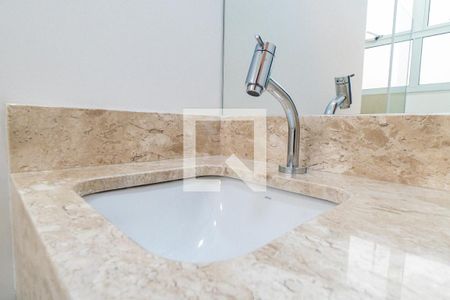 Apartamento à venda com 67m², 3 quartos e 1 vaga Apartamento à venda com 67m², 3 quartos e 1 vagaBanheiro da Suíte 1 Detalhe