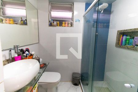 Apartamento à venda com 79m², 3 quartos e sem vagaBanheiro