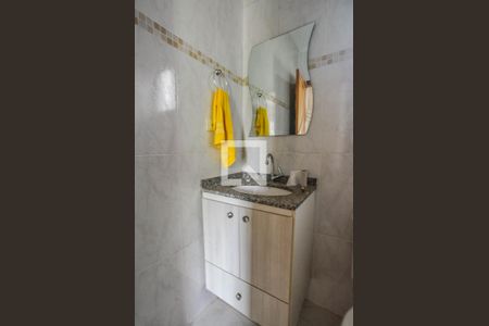 Apartamento à venda com 100m², 2 quartos e 2 vagas Apartamento à venda com 100m², 2 quartos e 2 vagasBanheiro da Suíte